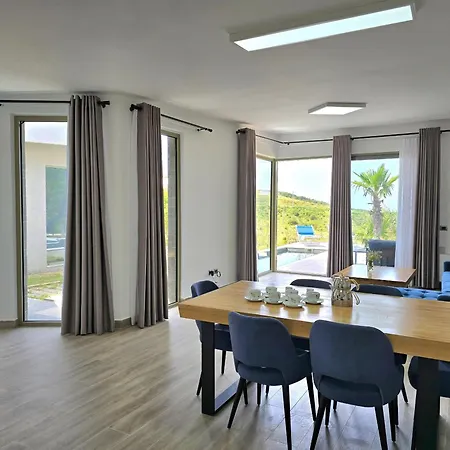 Feriehus Sea View With Pool *