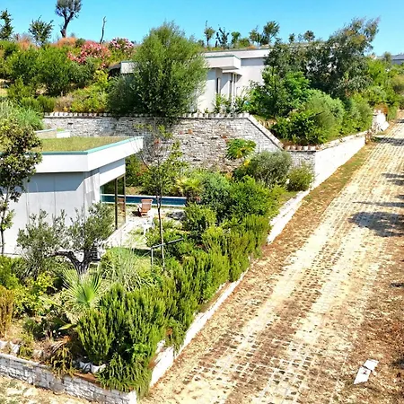 Sea View With Pool *